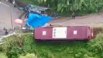 Bus Masuk Jurang di Guci Tegal, Polisi Selidiki Dugaan Anak Lepas Rem Tangan