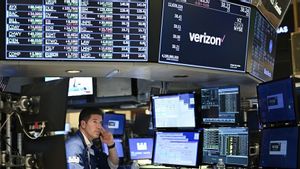 米国株が石油・化学株に引きずられ、ウォールストリートは記録を更新