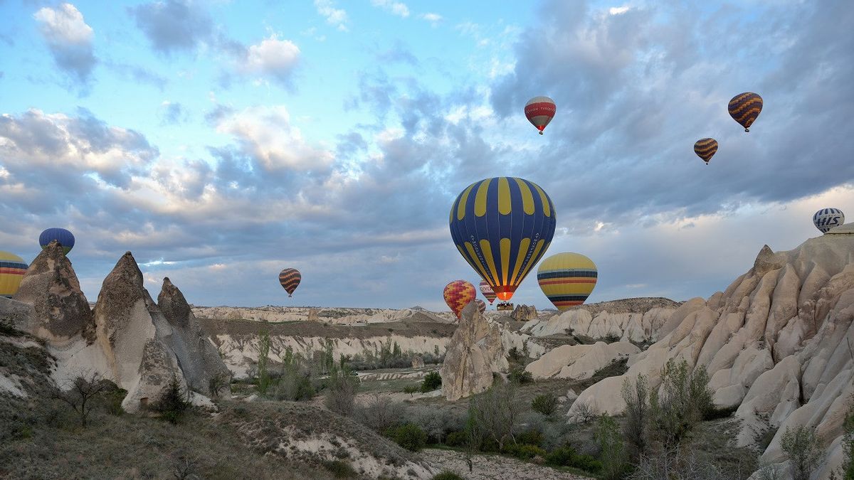 風速が急に変化、トルコのカッパドキアで熱気球事故で2人の観光客が死亡