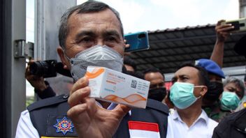 الحاكم سيامسوار يسرع التطعيم COVID-19 في رياو بعد تلقي 40,000 جرعة إضافية