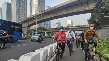 More Prone To Accidents, Anies Baswedan Asks Motorcyclists To Respect Cyclists