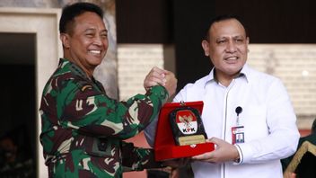 KPK将价值202亿印尼盾的土地形式的资产移交给印度尼西亚军队