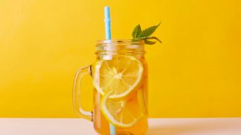 Sering Minum Teh Lemon? Waspadai Dampak Sampingnya