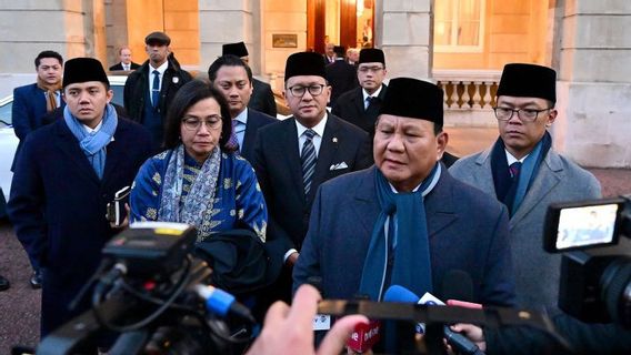 Simple et touchante, moments où Prabowo demande au personnel de prendre des mantres pour Sri Mulyani