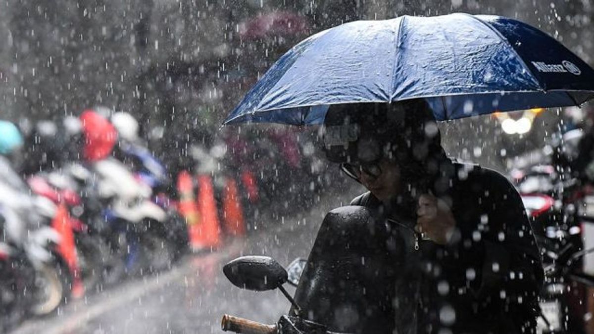 Cuaca Jakarta Hari Ini: Cerah di Pagi, Hujan di Malam Hari