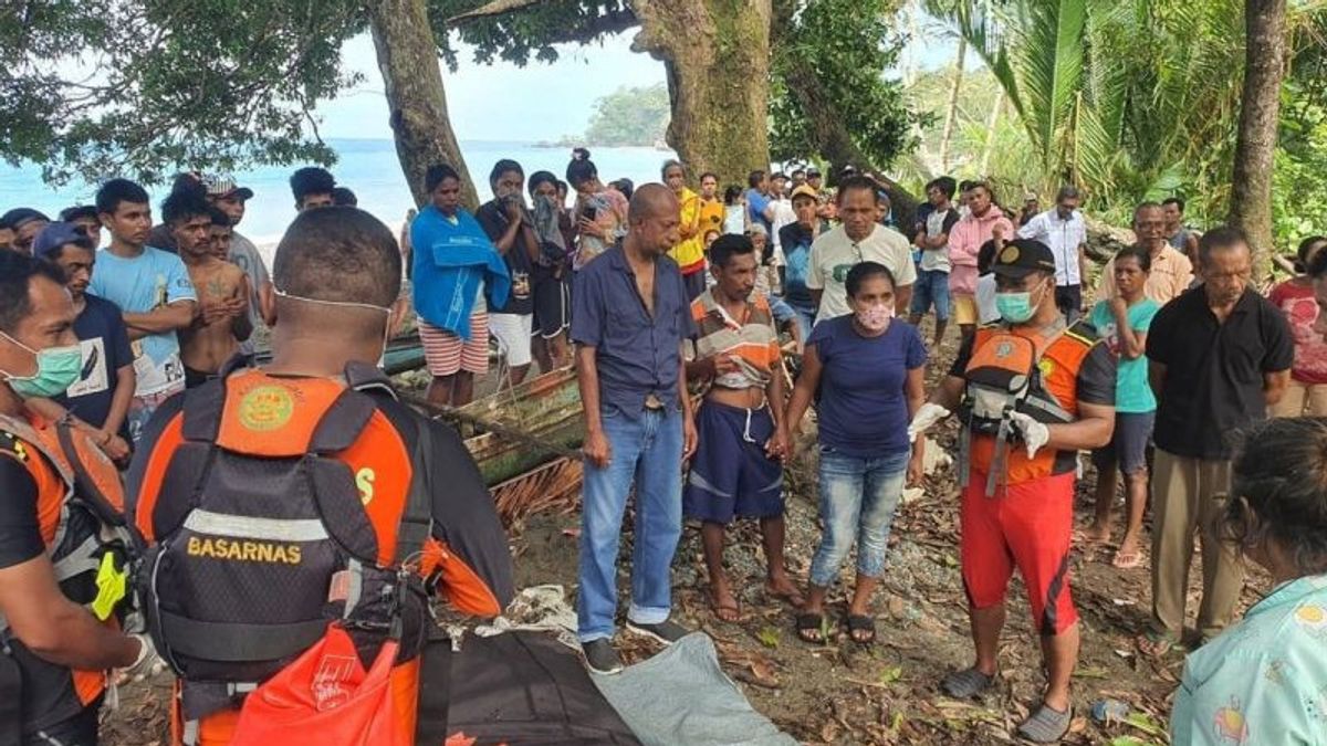 Falling From The Karang Cliff Into The Maluku Sea, This Youth Was Found By His Family After 5 Days Of Searching
