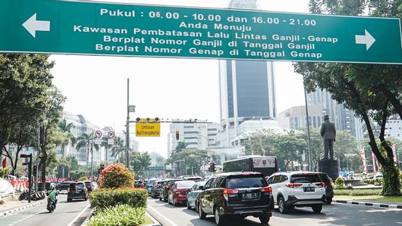 Hari Pertama PSBB, Kondisi Lalu Lintas Jakarta Masih Ramai
