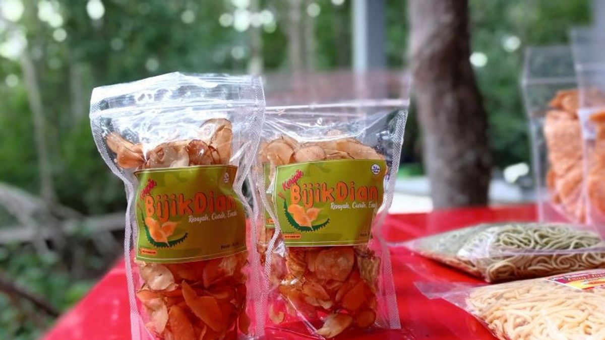 Good News, There's A New Snack From Riau: Durian Seed Chips