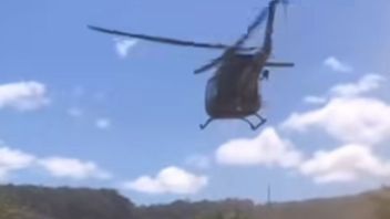 Food Assistance Falls From Helicopters, TNI Explains Helicopter Usage Procedures