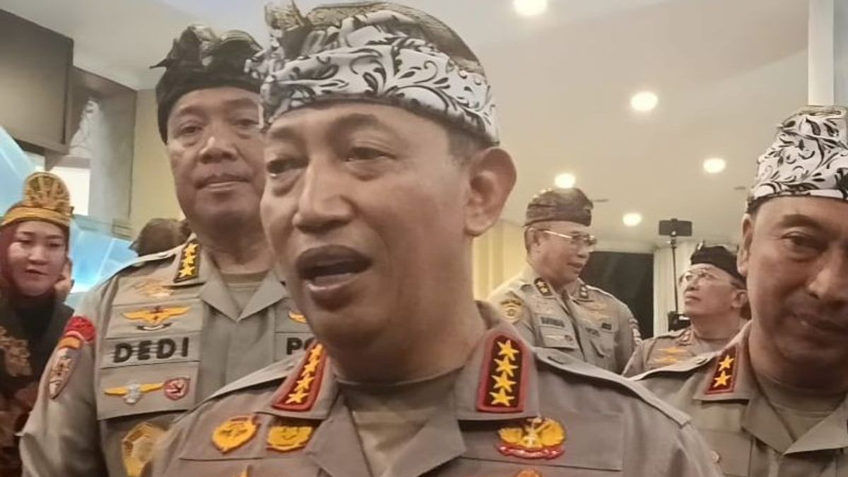    Kapolri Pastikan Tindak Tegas Pengoplos Beras
