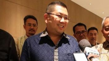 Hary Tanoesoedibjo，Eddy Kusnadi和Chairul Tanjung，拥有模拟电视台并从政府获得“致命注射”的企业集团名单