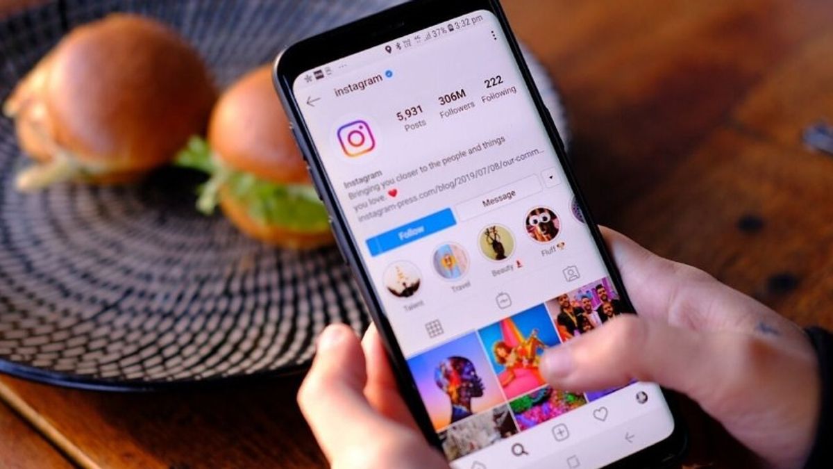 Cara Membuat Postingan Instagram Orang Tertentu Tidak Muncul di Beranda