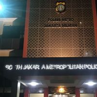 Viral, Pria Mengaku Anggota Ormas Minta THR ke Tukang Cukur di Cilandak