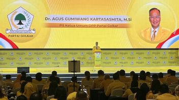 7 ans de réalisation depuis le président du Commerce, Golkar a décerné un prix élevé pour Airlangga