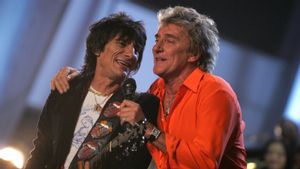 Ronnie Wood Sebut Comeback Faces dengan Rod Stewart Terhambat Agenda Padat