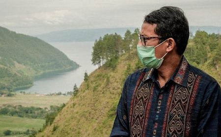 Begini Penjelasan Menteri Sandiaga Uno Soal Larangan Investor Bangun Hotel Bintang 3 di Kawasan Danau Toba