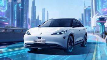 चीन के नए नियम: ऑटोनॉमस कार को चालक द्वारा प्रतिक्रिया न देने पर खुद को रोकना होगा