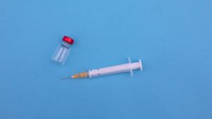 Viral Vaksinasi COVID-19 di Rumah, BIN Tegaskan Mutia Imro Relawan Gizi, Disuntik di Poliklinik
