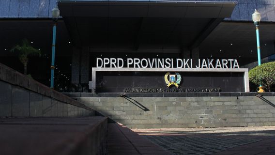 Patience, Said A Member Of The Jakarta DPRD To An Entertainment Business Manager Who Does Not Open His Business