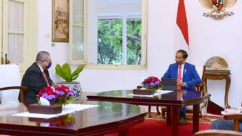  Jokowi Reçoit La Visite Honorifique Du Ministre Malaisien Des Affaires étrangères, Parle De La Protection Des Travailleurs Migrants Pour Voyager Des Citoyens De 2 Pays