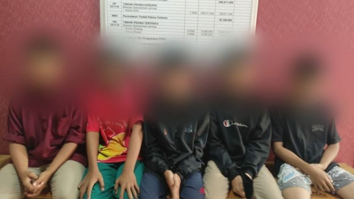 Rusak Jembatan Istana Kota Rebah demi Konten Medsos, 5 Remaja Diciduk Polresta Tanjungpinang  