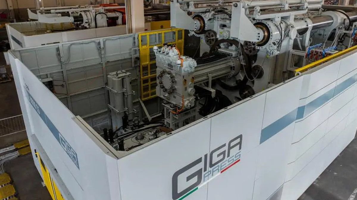 Following In Tesla's Footsteps, Volvo Officials Will Use Giga Press Machines To Increase EV Production