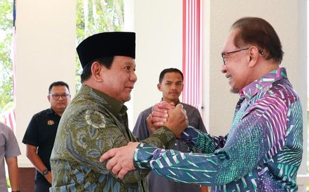 Prabowo Cetuskan Realitas Pahit Dunia Muslim, Didukung Penuh PM Malaysia di KTT D-8