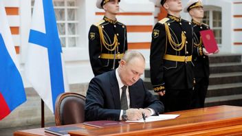 Presiden Rusia Vladimir  Putin Tandatangani Dekret Darurat Militer di Empat Wilayah Ukraina yang Dicaplok, Buat Apa?