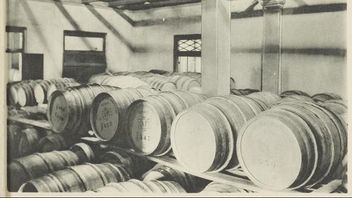 Minum Arak Batavia atau Mati: Ketika Minuman Beralkohol Menangkal Penyakit di Zaman Belanda