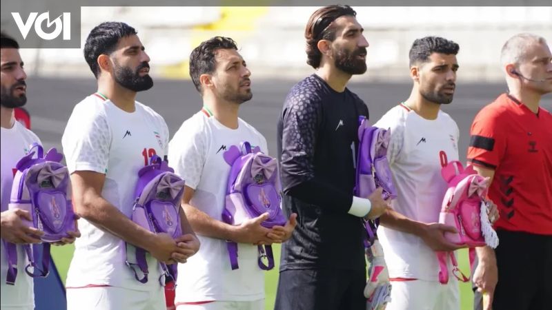 Tim Nasional Iran Menghormati Korban Serangan Udara di Sekolah Dasar