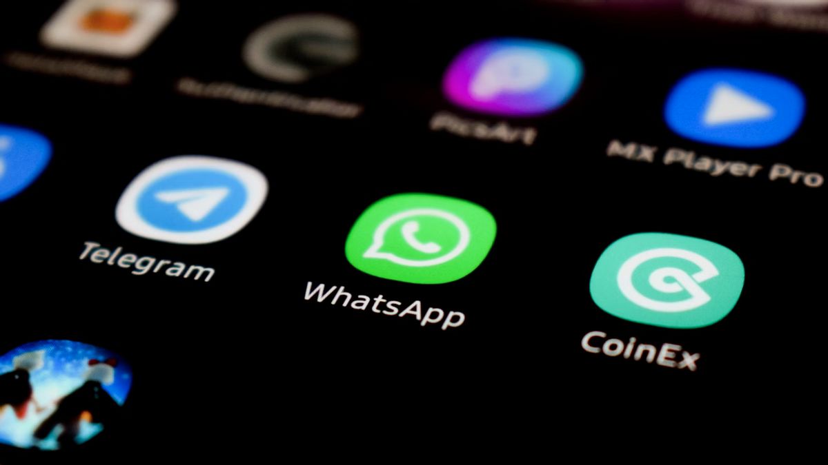 Iran Peringatkan Warganya Berhenti Gunakan WhatsApp-Telegram yang Digunakan Israel Identifikasi Target