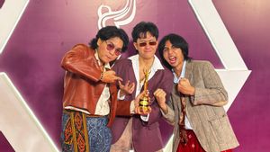 Bawa Pulang Piala Pertama AMI Awards, The Lantis Ingin Menang Lagi Tahun Depan