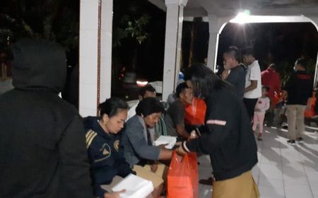 318 Korban Banjir dan Longsor di Siau Sulut Mengungsi ke Gedung Gereja