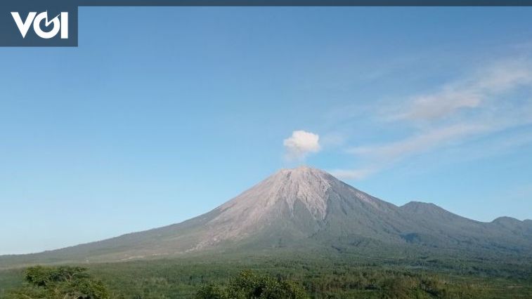 Aktivitas Gunung Semeru Didominasi Gempa Erupsi