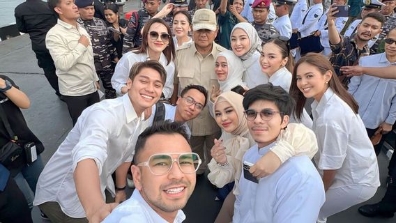 Happy Asmara hingga Rizky Billar Ikut Saksikan Prabowo Lepas Kapal Kemanusiaan ke Palestina, Pamer 'Upin-Ipin' Versi Gibran