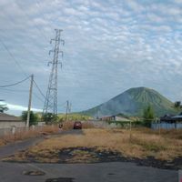 Gempa Vulkanik Gunung Lokon di Tomohon Meningkat