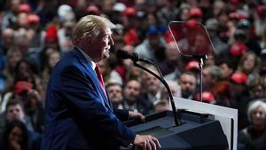 Jelang Perundingan Nuklir Baru, Trump Ancam Iran: Kami akan Melakukannya Lagi, Jika Perlu!