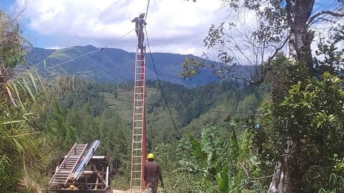 PLN apporte de l’électricité 24 heures sur 24 pour les habitants de 25 villages de Sulawesi du Sud