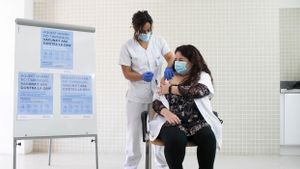 Penelitian Ungkap Wanita Lebih Mungkin Mengalami Nyeri hingga Sakit Kepala Usai Vaksinasi Flu