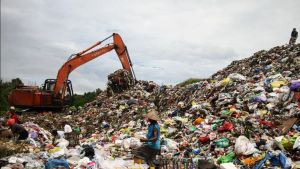 KLH Keluarkan Edaran Hadapi Potensi 59 Ribu Ton Sampah Natal-Tahun Baru