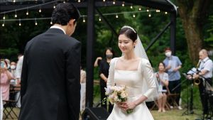 Tepati Janji Hadir di Pernikahan Jang Nara, Teriakan Lee Sang Yoon dan Jung Yong Hwa Viral