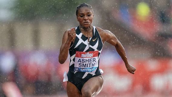 创纪录的10.83秒无法将她带到2022年世界田径锦标赛的领奖台上，Dina Asher-Smith哭泣