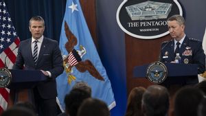 伊朗被国防部长海格塞特（Hegseth）无视，民主党人：但美国向东帝汶派遣了大量作战装备？