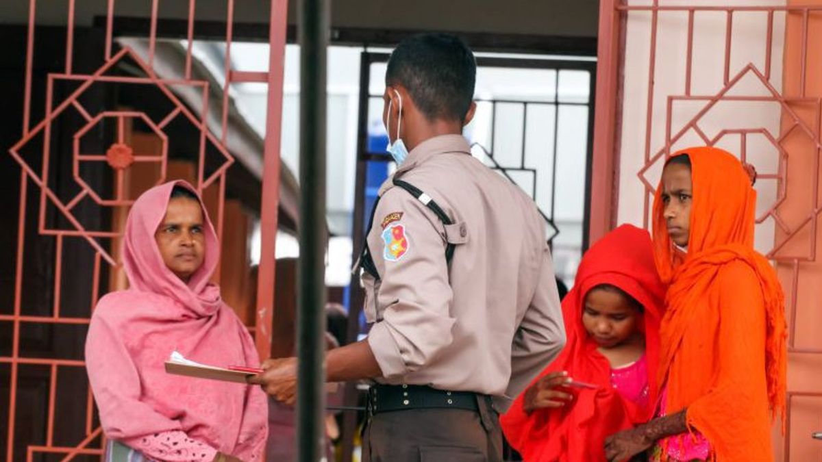 Task Force: 67 Rohingya Immigrants Escape From Lhokseumawe BLK 