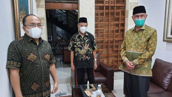 Gubernur Sumbar Mahyeldi Silaturahmi ke Buya Syafii Maarif