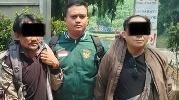 Tangerang Police Propam a sévèrement sévèrement 2 Jambrets de l’intérieur d’Angkot alors qu’ils ont tenté de s’échapper