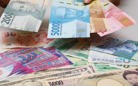 Rupiah Jumat Ditutup Melemah Tipis 0,02 Persen ke Rp 13.645 per Dolar AS