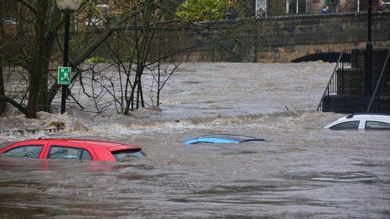 Le Nombre De Morts Dus Aux Crues Soudaines Dues Aux Fortes Pluies à New York - Le New Jersey S’élève à 21