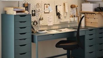 Back To Work Again, These 5 Accessories Can Make Your Work Desk Look Aesthetic