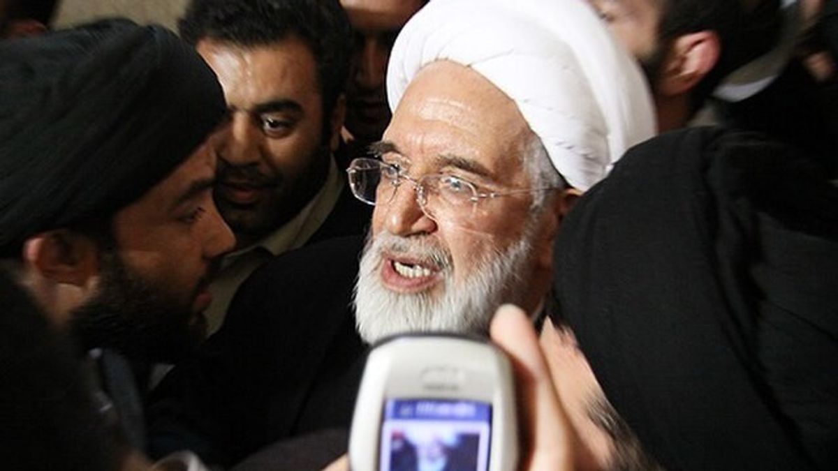 14 Tahun Dipenjara, Pemimpin Oposisi Iran Mehdi Karroubi Dibebaskan